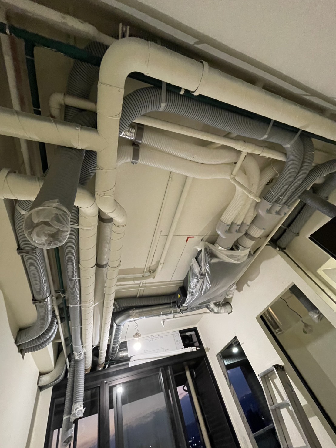 客廳全熱交換器管線配置圖